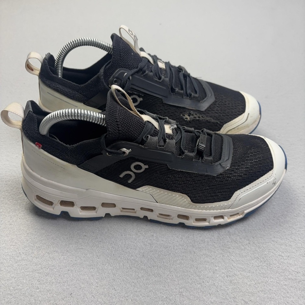 On Running Shoes Mens Size 8 Black Mesh CloudTec Trail Athletic Low Top Sneakers